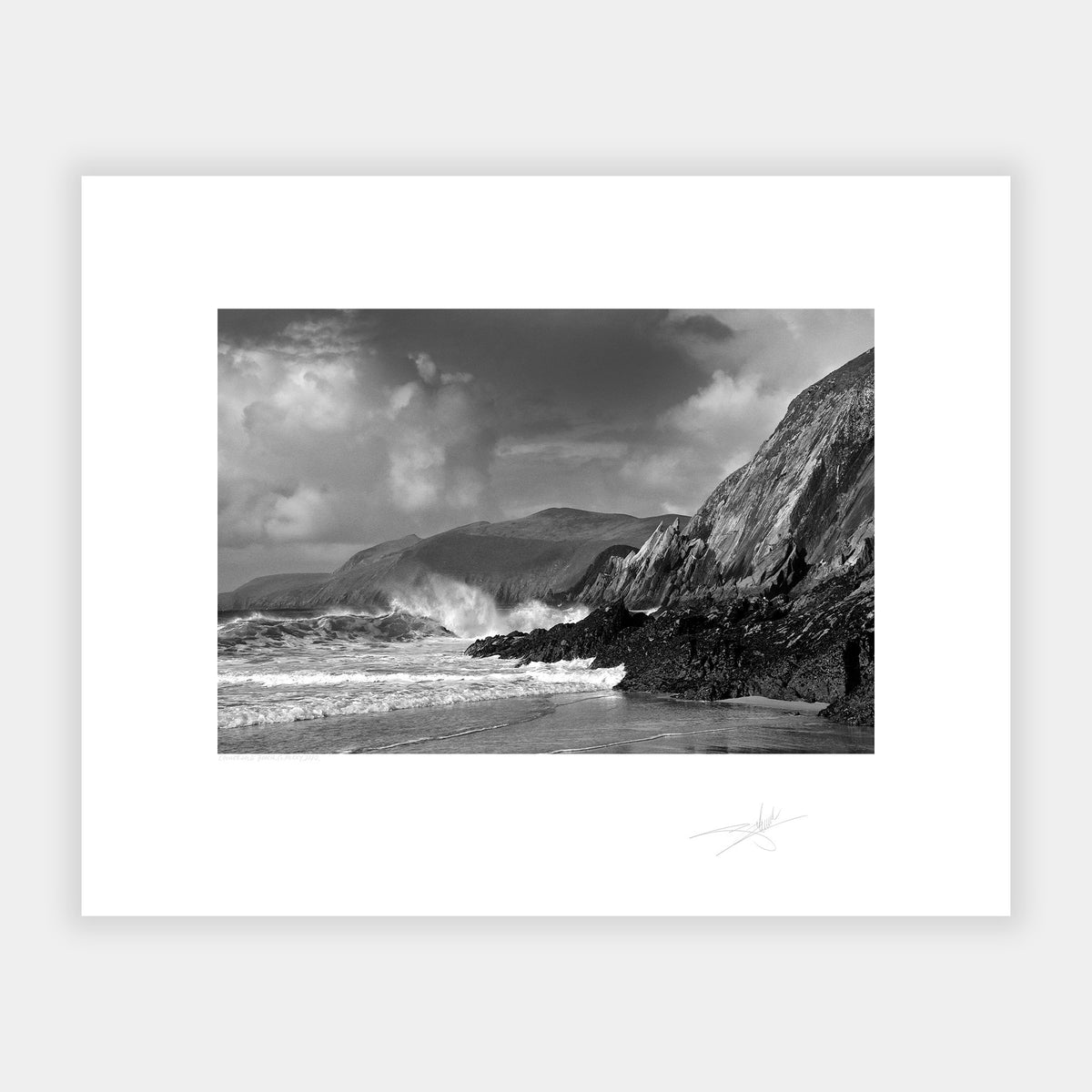 Coumeenole Beach