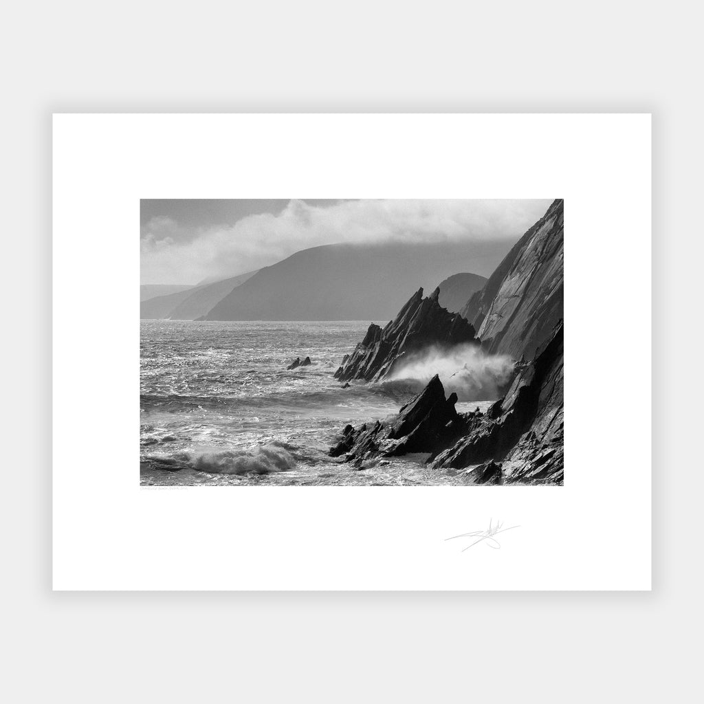 Coumeenole Beach