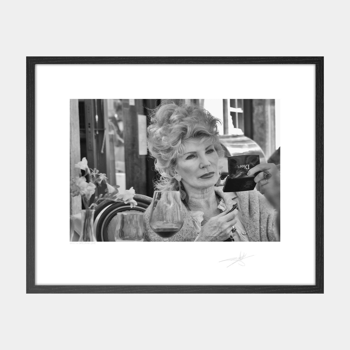 Lady in Cafe