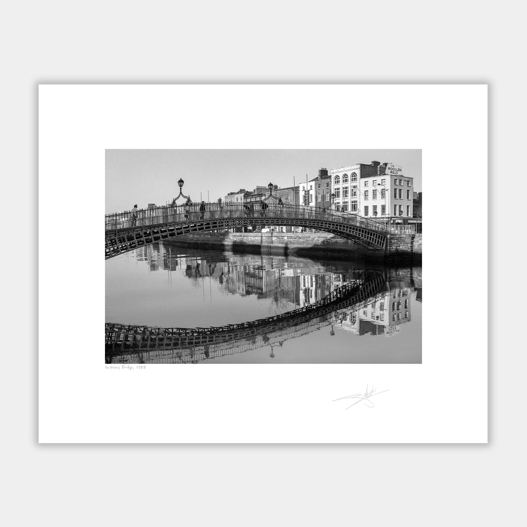 Ha'penny Bridge Dublin 1988