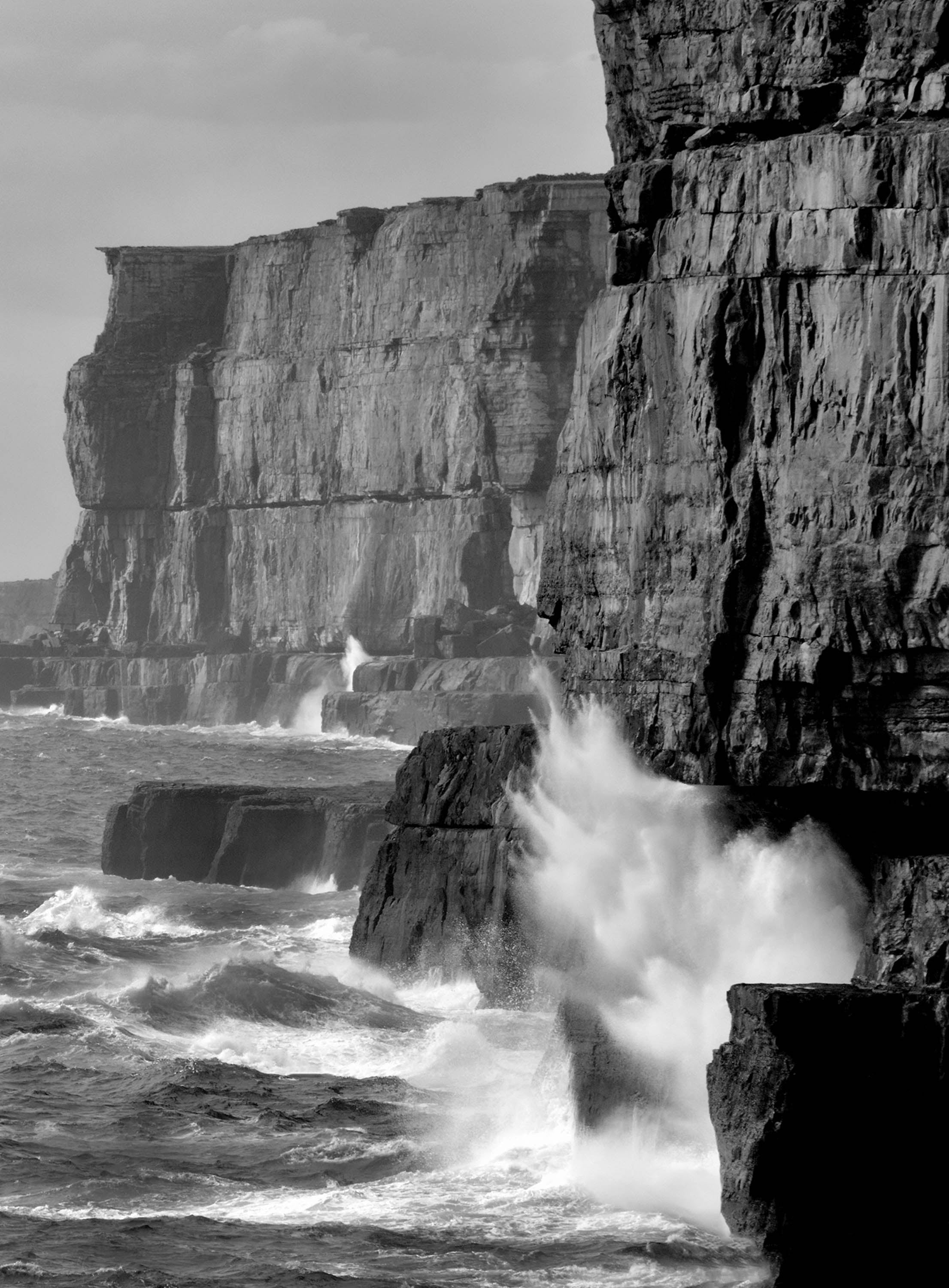 Crashing wave
