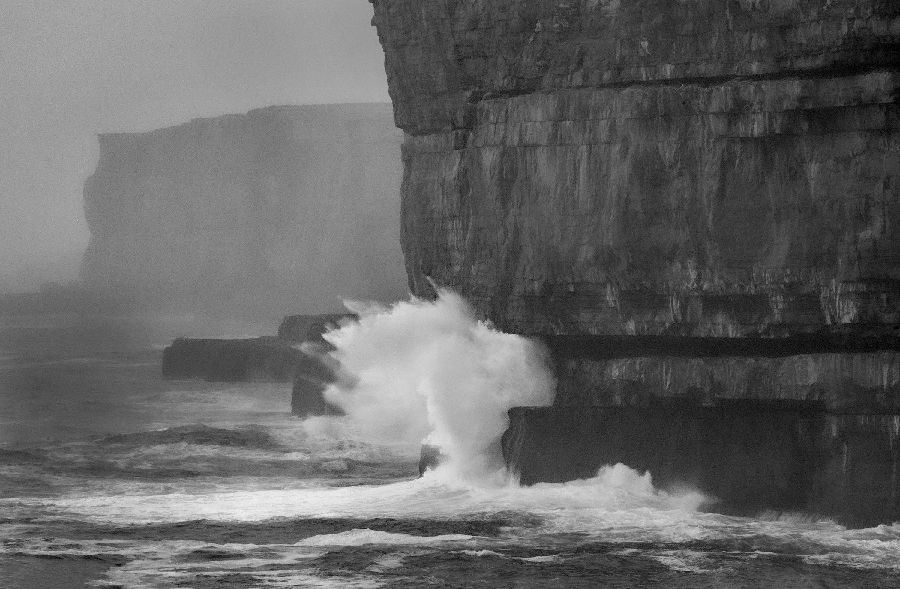 Crashing wave
