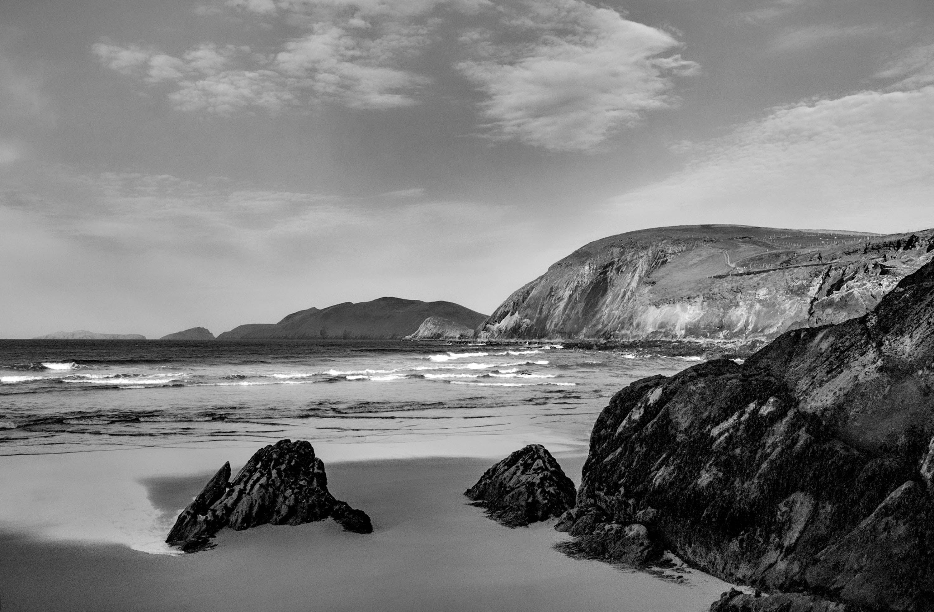 Coumeenole Beach