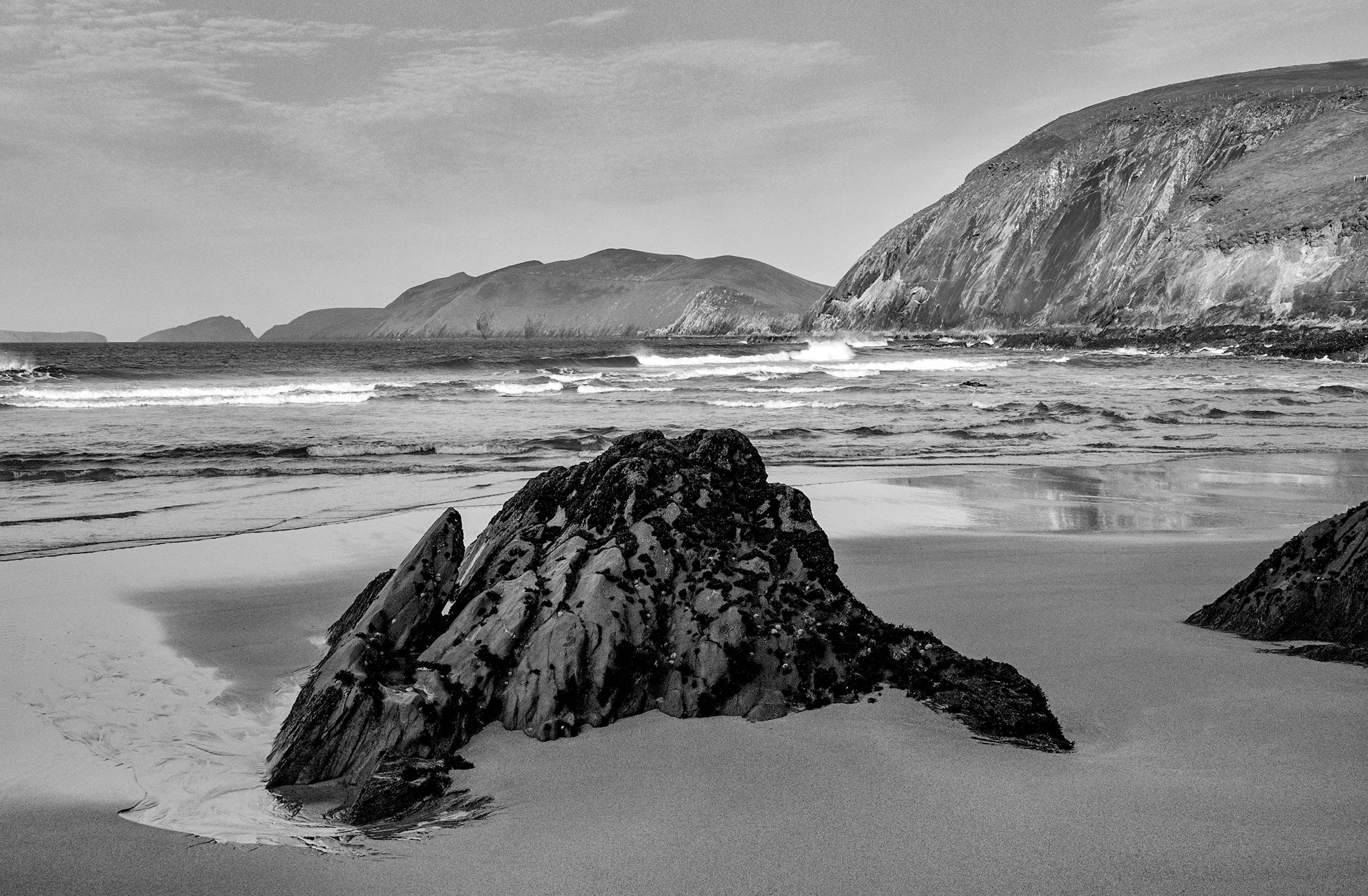 Coumeenole Beach