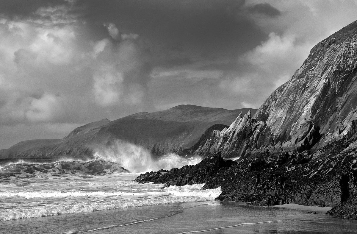 Coumeenole Beach
