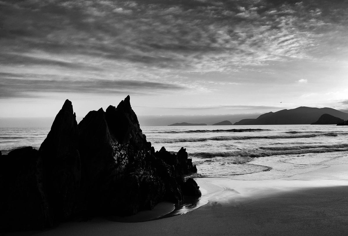 Coumeenole Beach