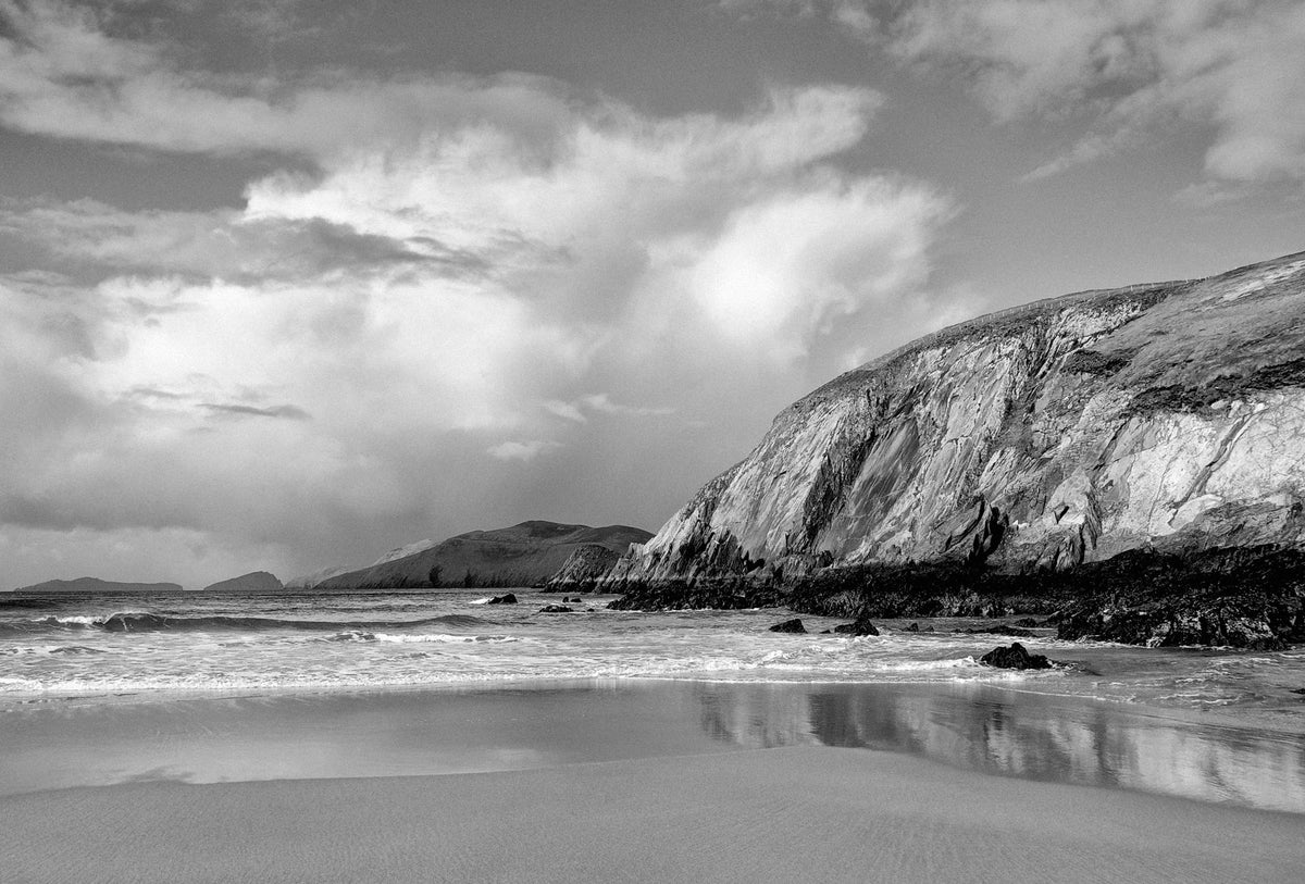 Coumeenole Beach