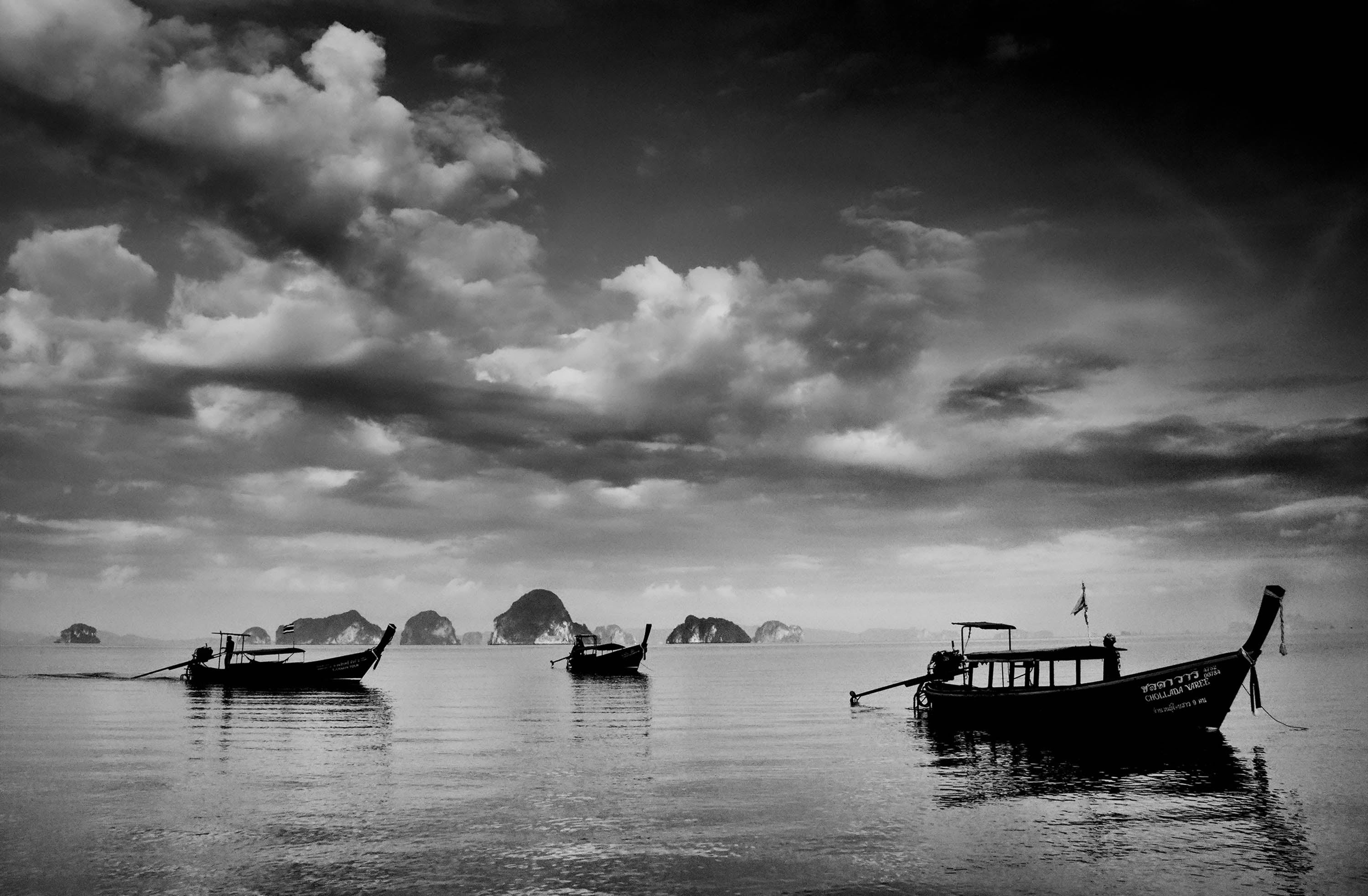 Long-Tail Boats
