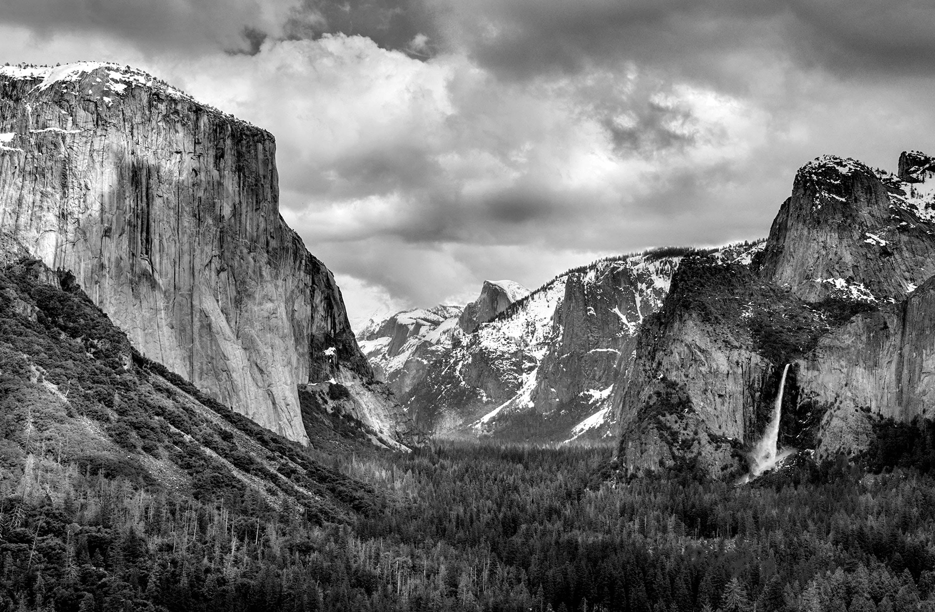Tunnel View