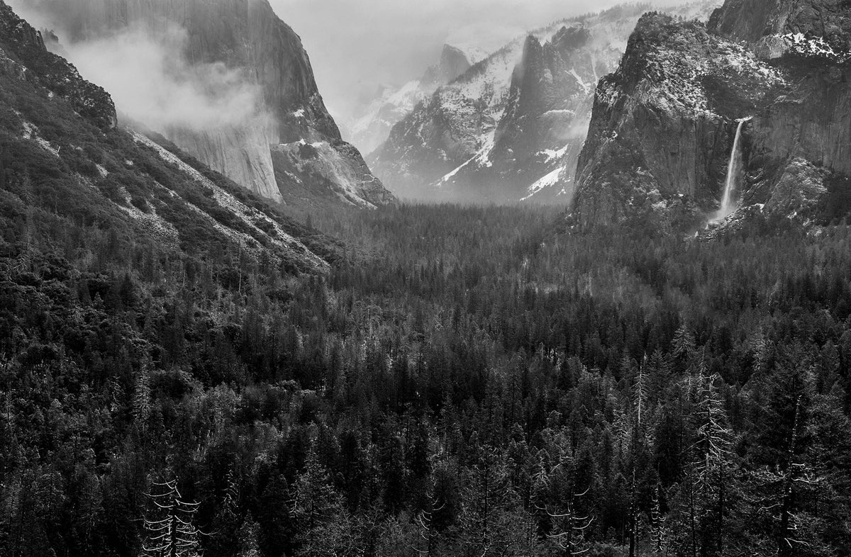 Tunnel View