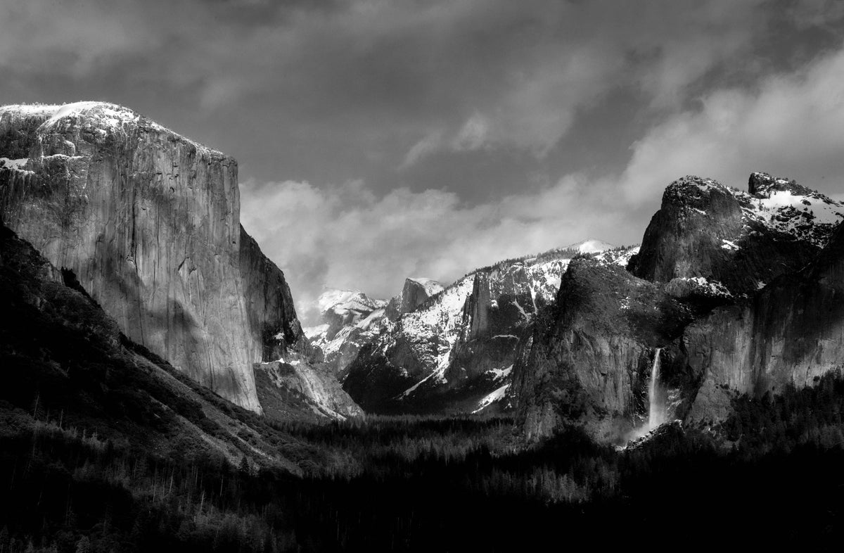 Tunnel View