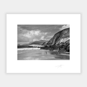 Coumeenole Beach