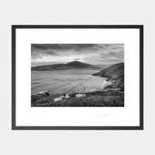 Load image into Gallery viewer, Tranarossan Bay